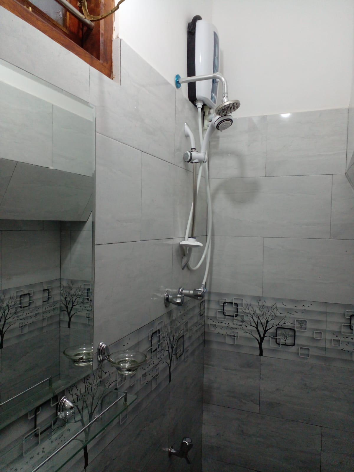 Bathroom Ground Floor